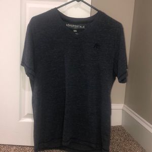 Aeropostale v neck
